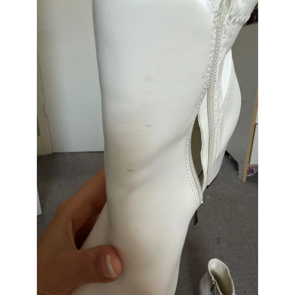 MIA carla ankle